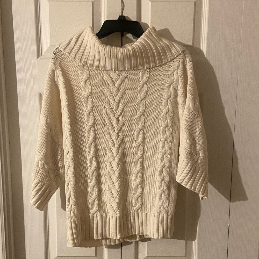 Elegant Cream Cable Knit Turtleneck Sweater